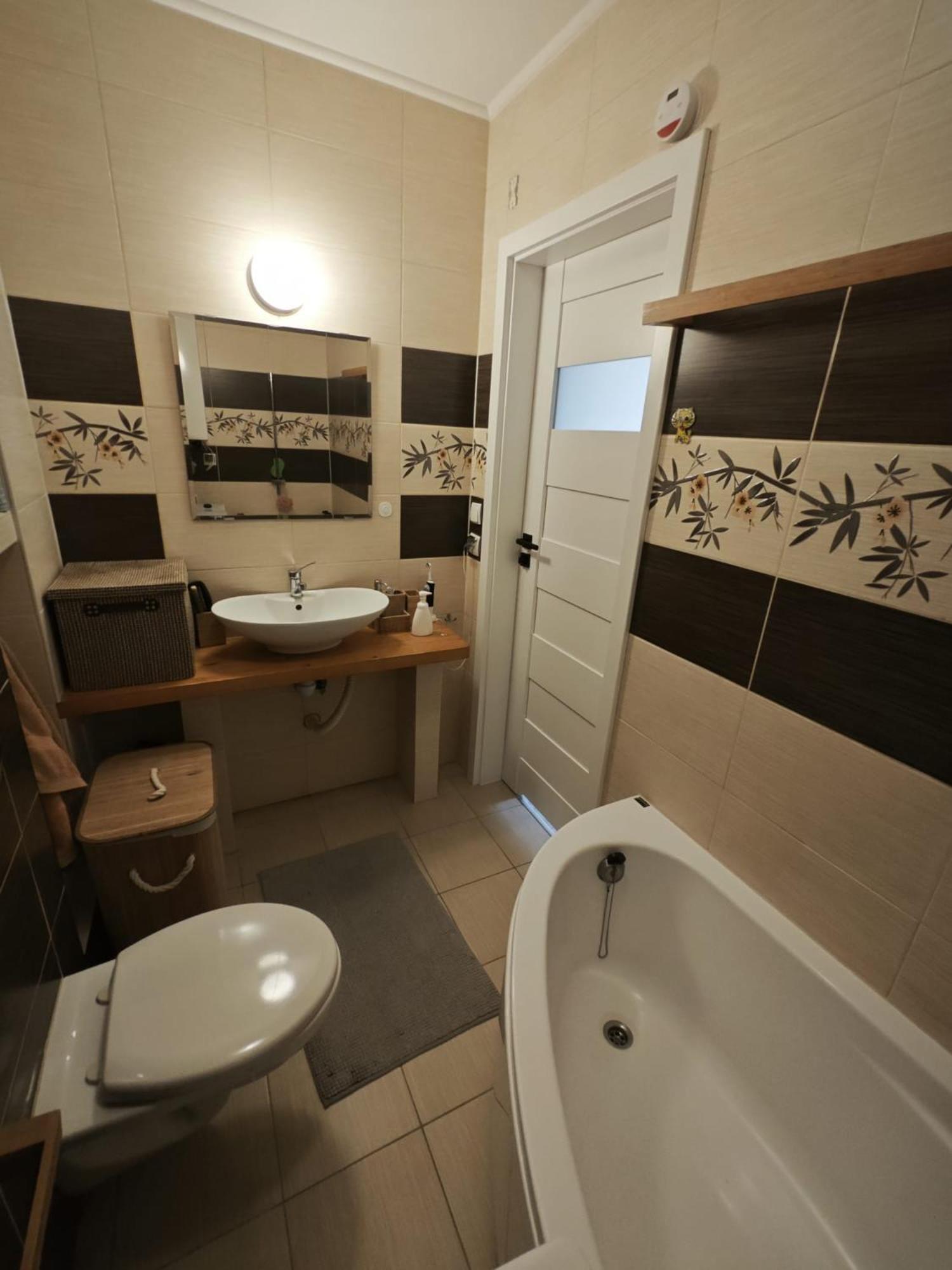 Apartament - Krasinskiego Apartment โควอตสโก ภายนอก รูปภาพ